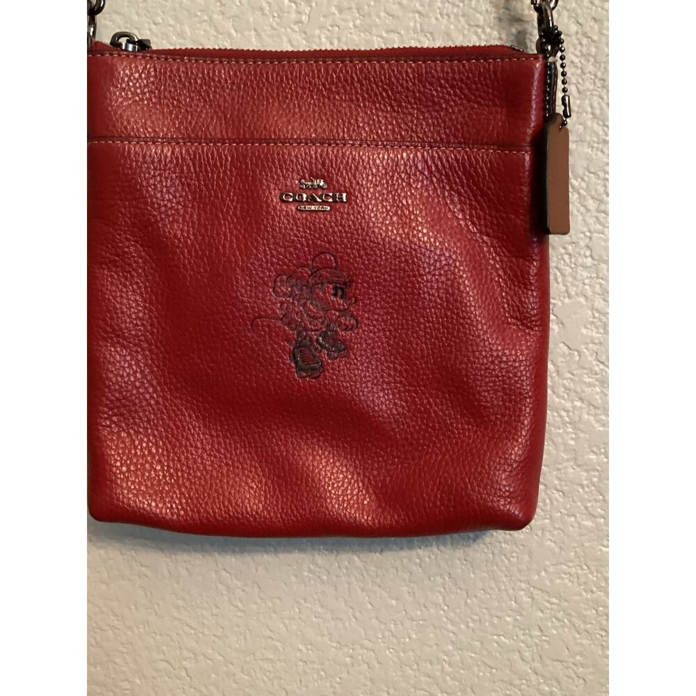 Disney x Coach Kitt Crossbody Bag Red Pebble Leather Minnie Mouse Roller Skating